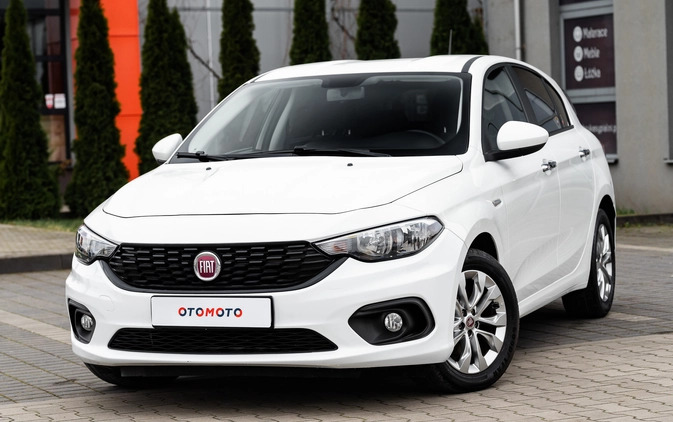 Fiat Tipo cena 43900 przebieg: 78000, rok produkcji 2019 z Radom małe 667